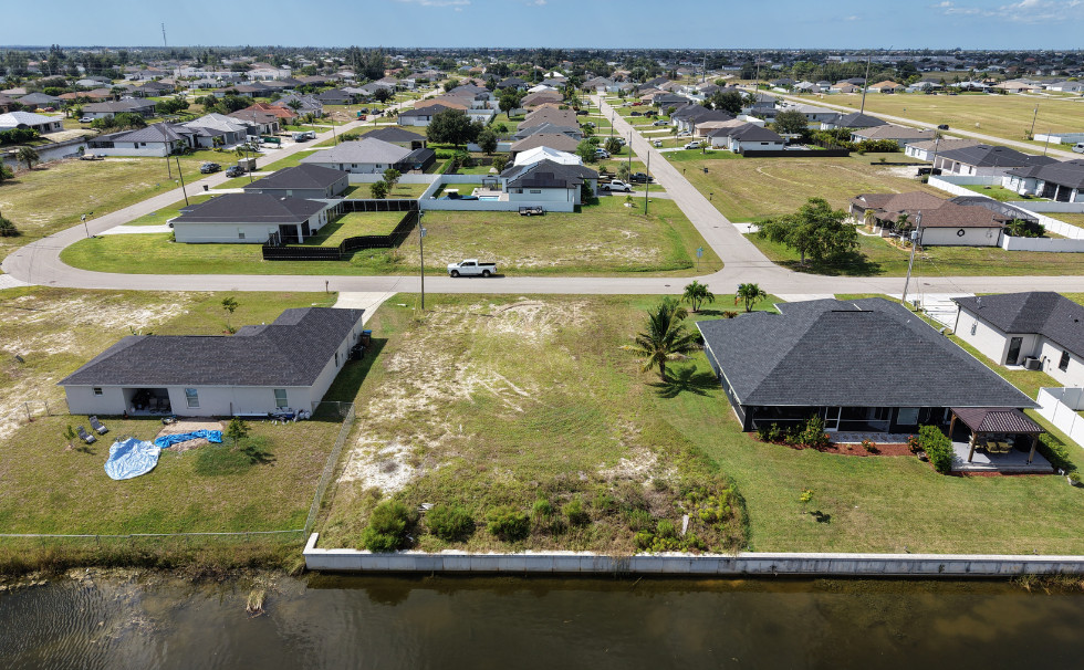 Grundstück in Cape Coral