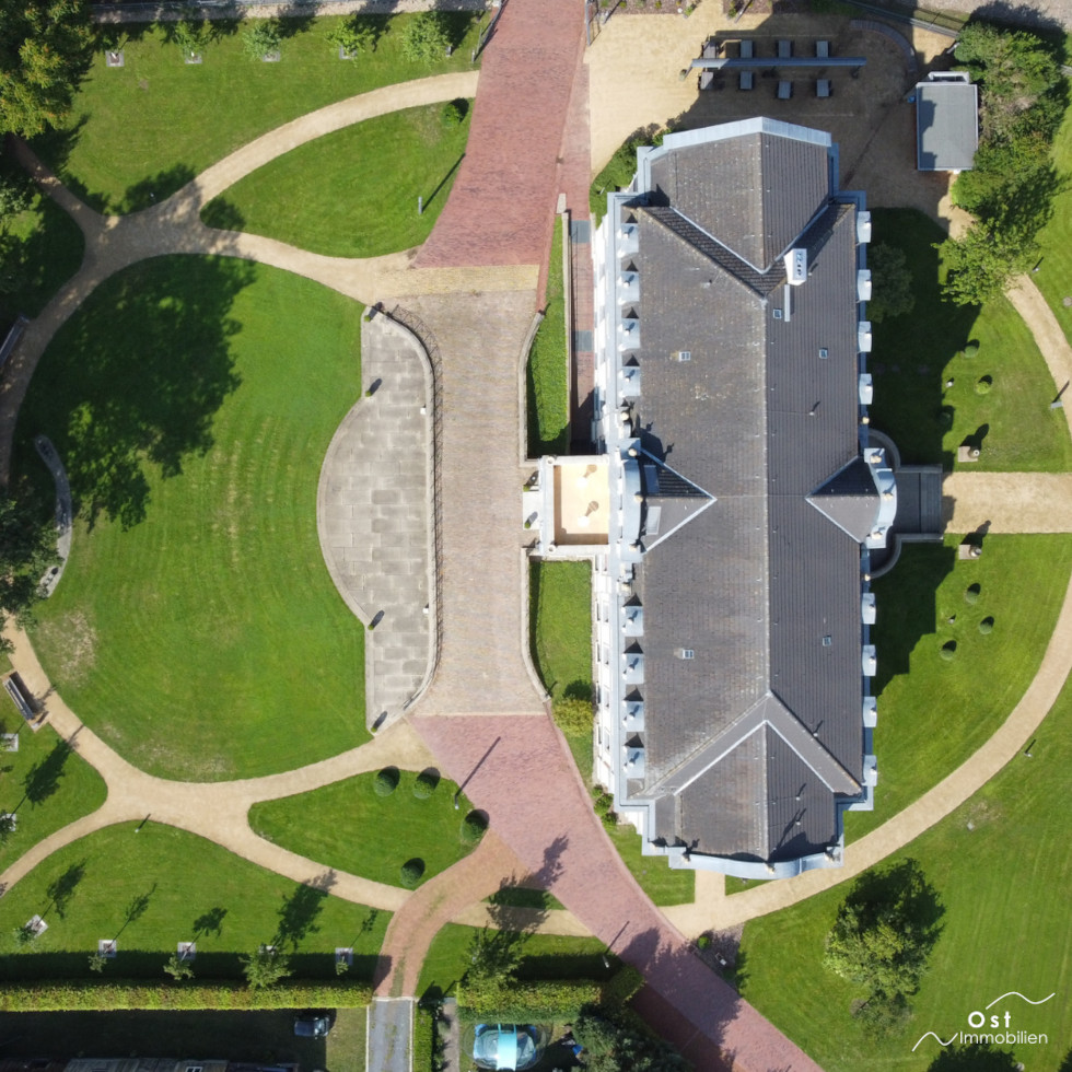 Aerial photo of Ribbeck Castle