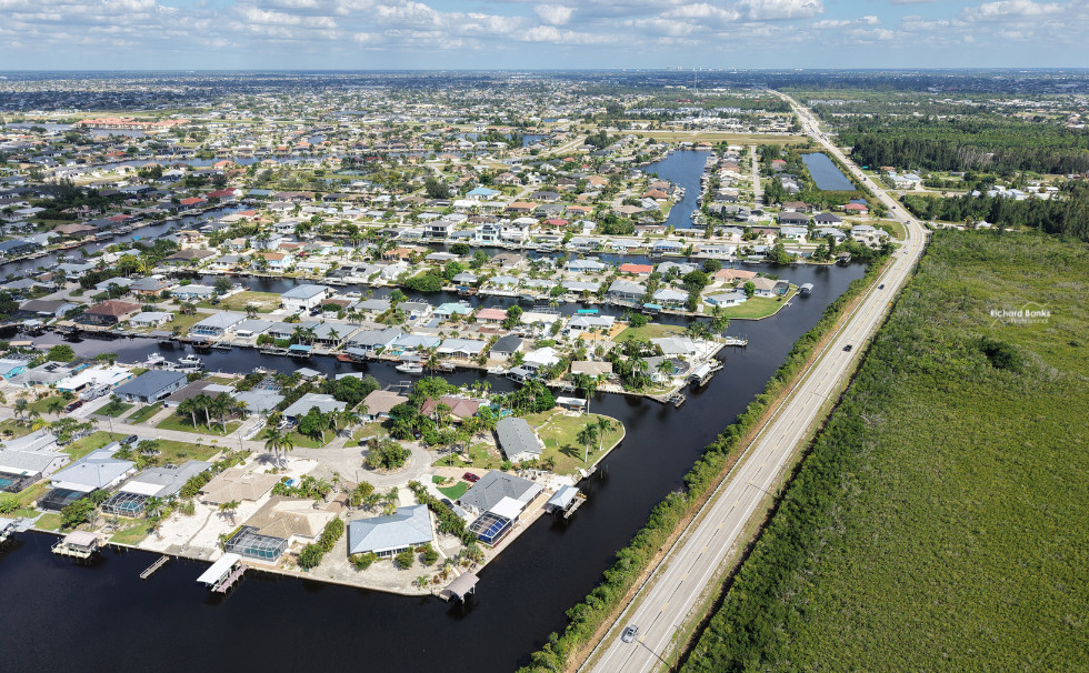 Grundstücke in Cape Coral