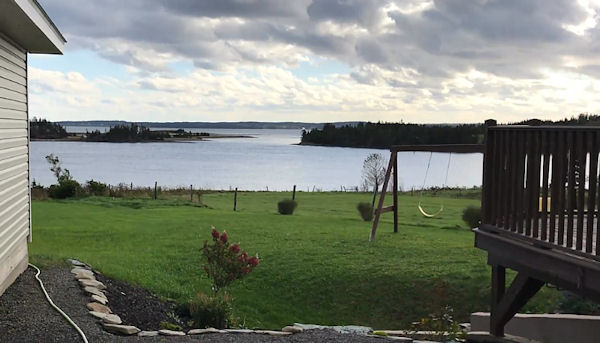 Blick zum Atlantik in River Bourgeois